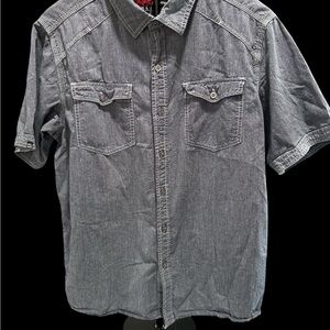 Gray Casual Button Down Shirt with Collared Neckline